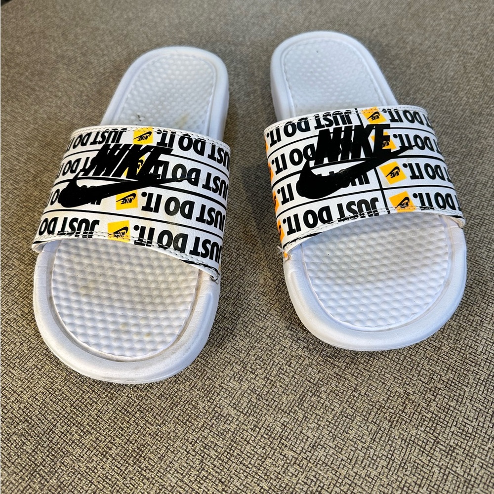Men's Nike Benassi JDI Print Slide Sandals US Mens Sz 10 Black White 631261 102
